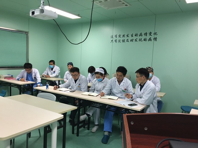 我院內(nèi)科第五黨支部召開(kāi)黨委會(huì)議及黨員會(huì)議(圖2)