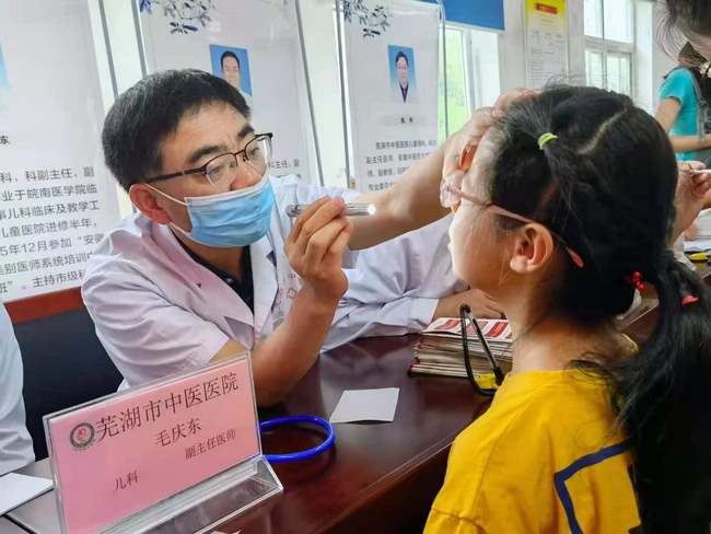 【我為群眾辦實事】關(guān)愛兒童守護健康 大型專題義診在行動(圖4)