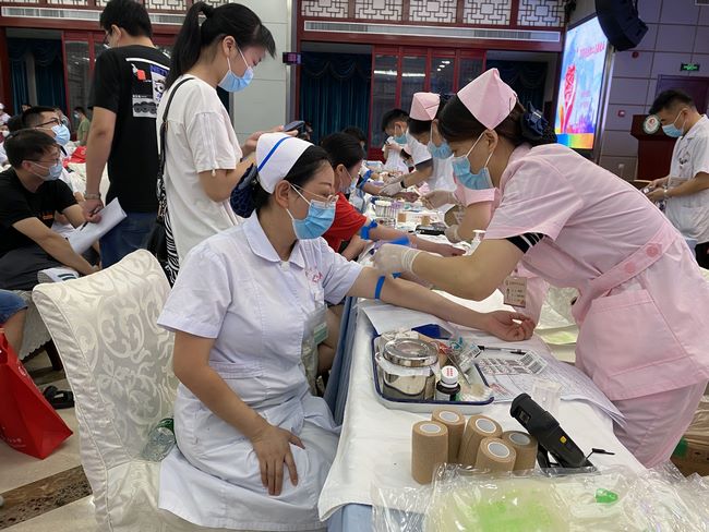 暖心獻(xiàn)血踐初心——我院組織開展2021年職工無償獻(xiàn)血活動(圖7)