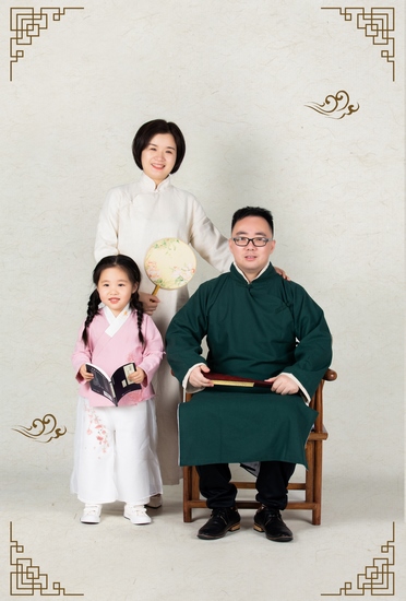 杏林家庭傳大愛(ài) 共筑家國(guó)情懷夢(mèng) ——我院職工李世紅家庭榮獲“全國(guó)最美家庭”(圖3)