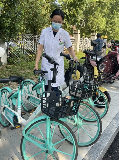 干凈清潔看我的 志愿服務在行動 ——我院團委組織開展志愿者服務活動(圖7)