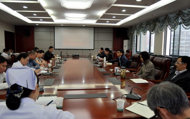 我院召開中心組學習會 傳達學習習近平總書記視察安徽重要講話精神(圖1)