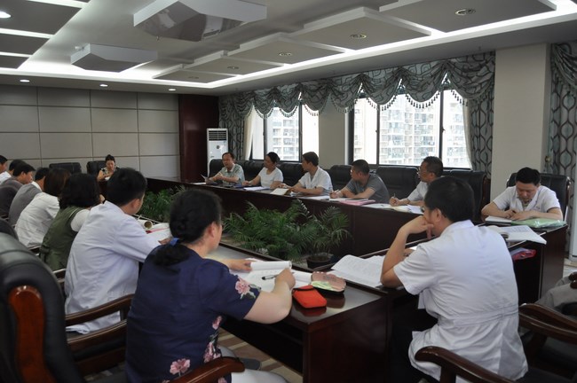 我院召開各總支及支部支委會(huì)議(圖1)