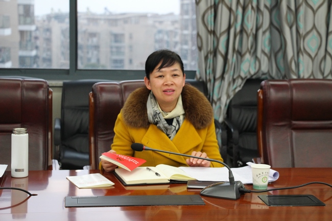 我院召開“講看齊、見行動”專題研討會暨黨委中心組學(xué)習(xí)擴大會議(圖2)