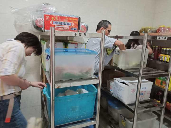 安全意識(shí)在心中 安全生產(chǎn)在手中——總務(wù)處開(kāi)展節(jié)前安全生產(chǎn)大排查(圖4)