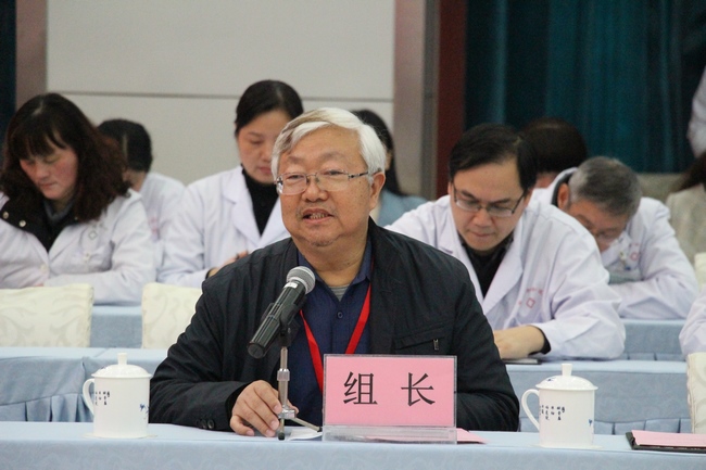 國(guó)家住培督導(dǎo)組對(duì)我院中醫(yī)住培工作進(jìn)行評(píng)估(圖5)