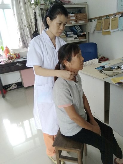 健康脫貧 百醫(yī)駐村——我院李海婷、張正龍醫(yī)師積極參與健康脫貧“百醫(yī)駐村”行動(dòng)(圖7)
