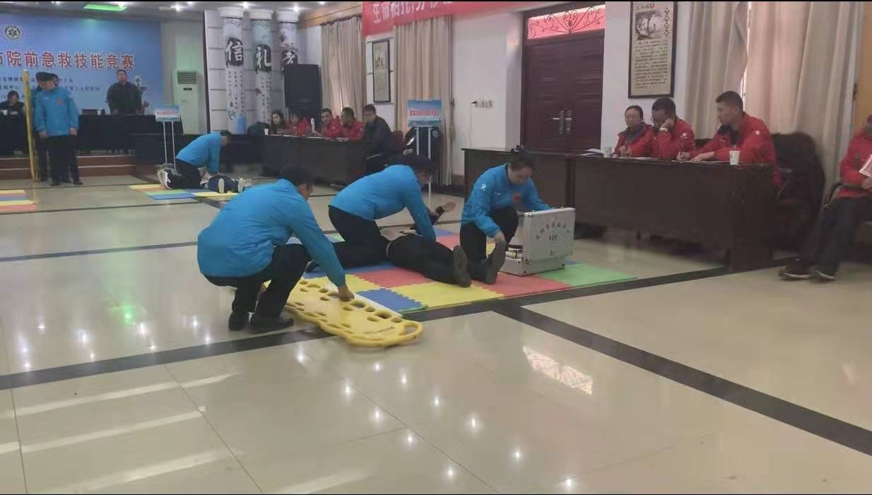 急診科團(tuán)隊(duì)在2019蕪湖市院前急救技能競賽中喜獲佳績(圖1)