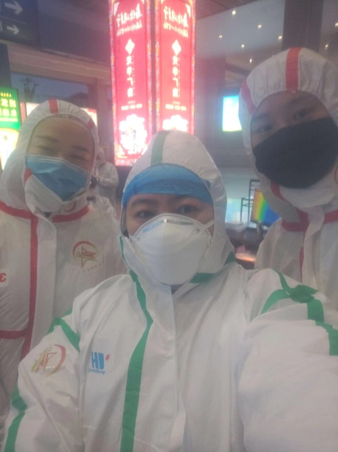 除了堅(jiān)守一線，我們還不忘那份社會(huì)責(zé)任感(圖6)