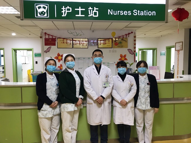歲序更迭 辭舊迎新——除夕夜，感謝這些負(fù)重前行的醫(yī)護(hù)工作者(圖1)