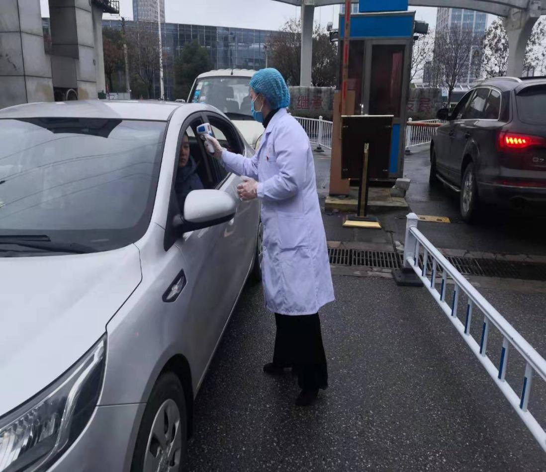 【讓黨旗在防控一線高高飄揚(yáng)】疫情防控，黨員志愿者在行動(dòng)！(圖7)
