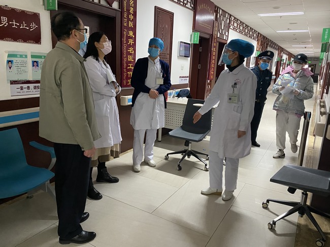 積極履職擔當 落細監(jiān)督職責——蕪湖市中醫(yī)醫(yī)院紀委推進疫情防控監(jiān)督工作(圖2)