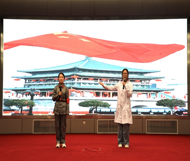 2《穿越百年的對(duì)話，奮斗正青春》 (復(fù)制).jpg