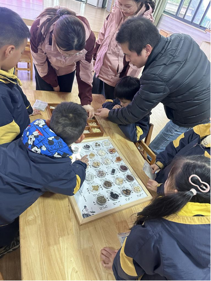 多個(gè)黨支部協(xié)同合作，推進(jìn)中醫(yī)藥文化走進(jìn)幼兒教育(圖2)